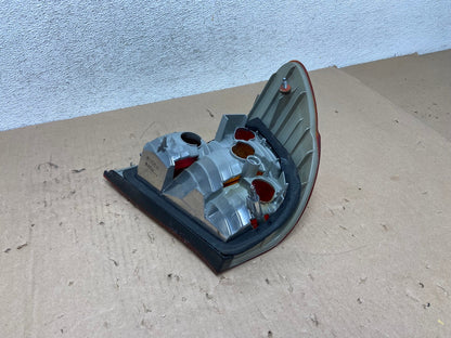 2002 - 2005 BMW 3 E46 Series Right Passenger RH Side Tail Light AG6761 LK5