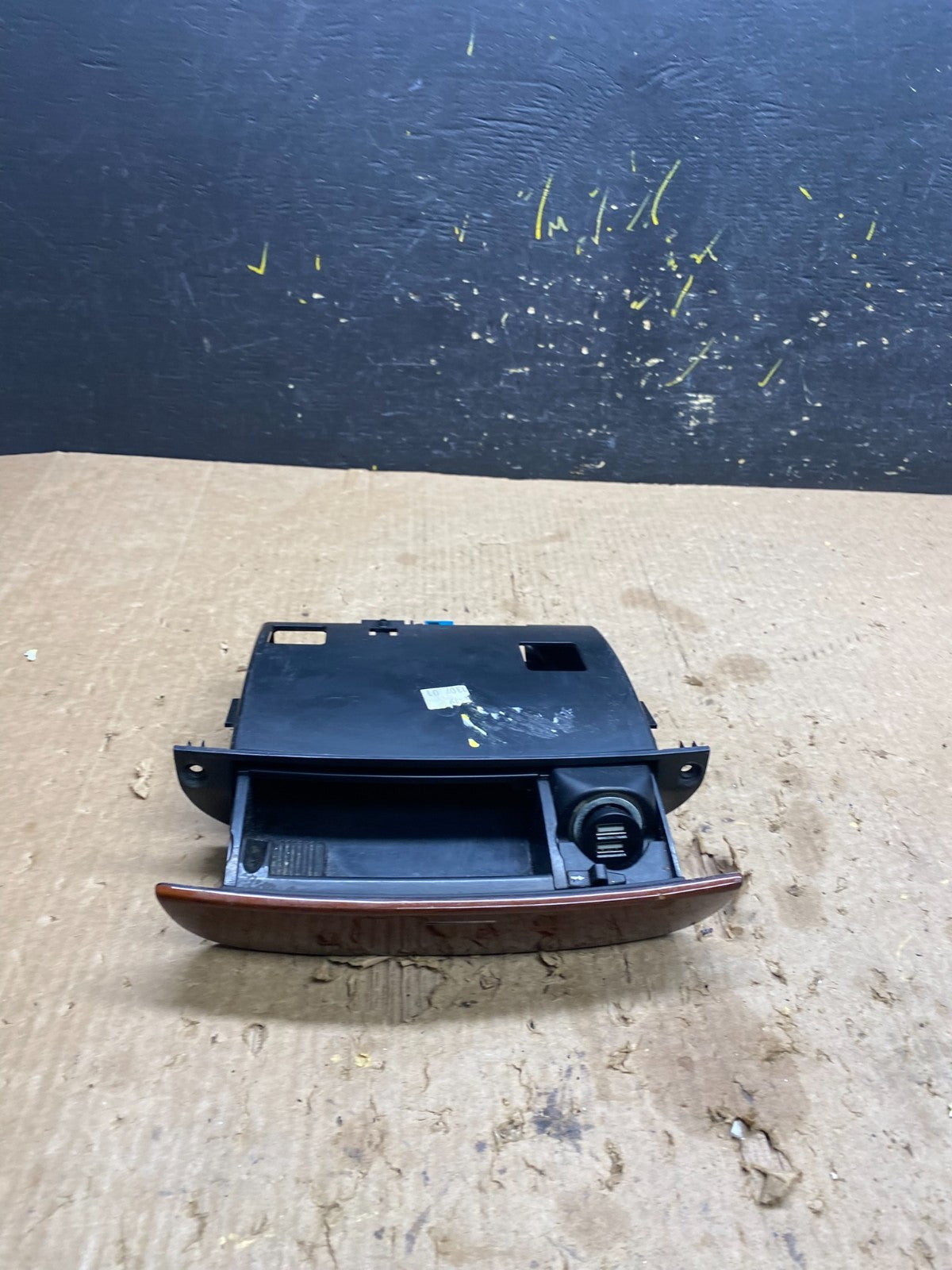 2000-2006 Mercedes S430 S500 Center Console Ash Tray Compartment OEM  Z7405 DG2