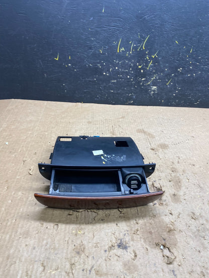 2000-2006 Mercedes S430 S500 Center Console Ash Tray Compartment OEM  Z7405 DG2