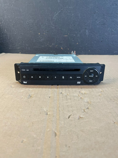 2008 to 2012 Chrysler Town Country DVD Player Receiver ad5942 DG0