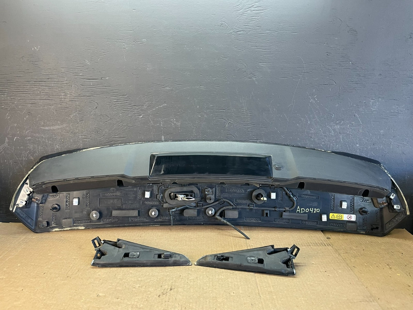 2020 to 2023 Ford Explorer Rear Liftgate Spoiler Wing AD0420 DG7
