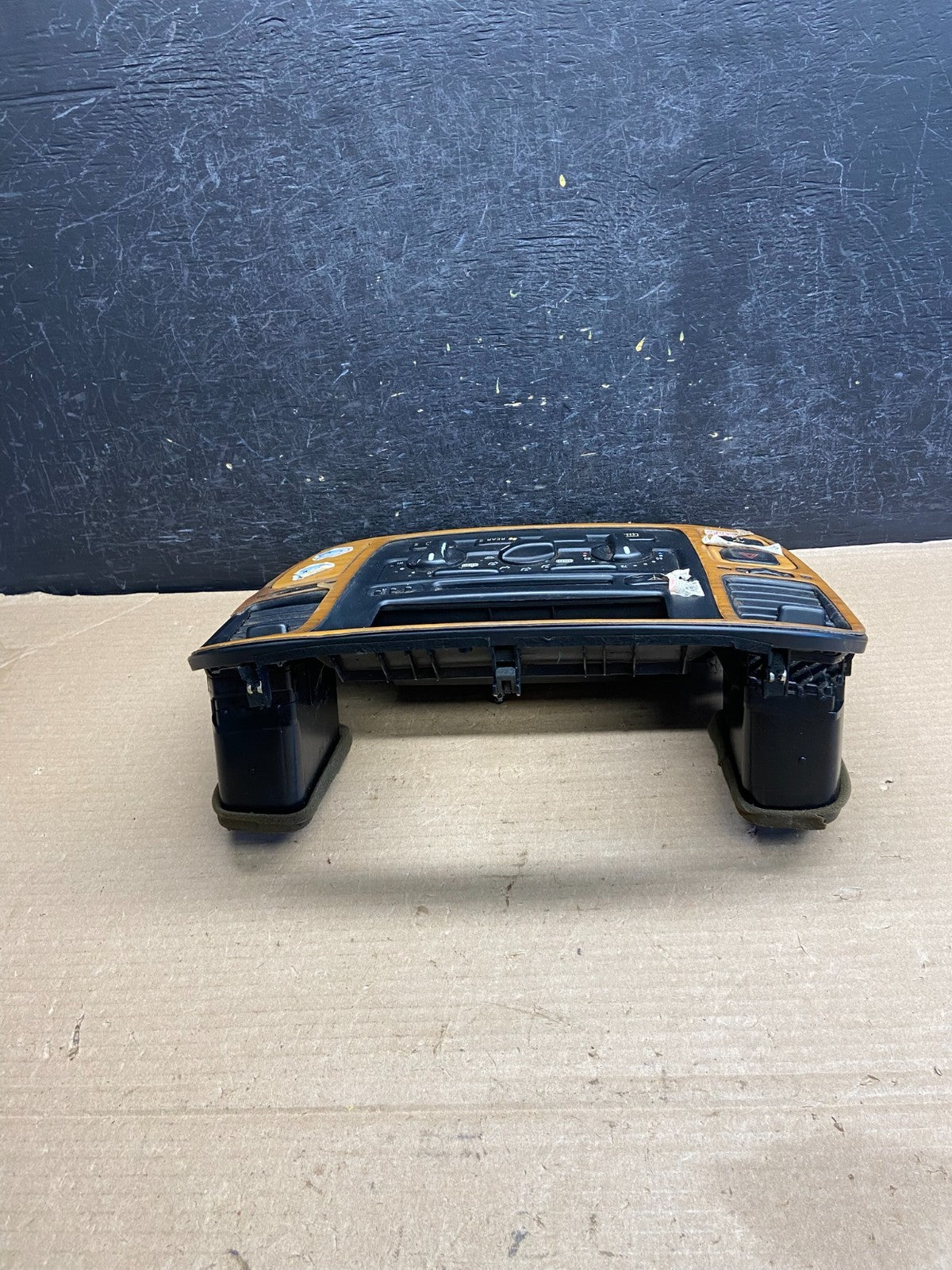 1998 - 2000 Toyota Land Cruiser Manual A/C Climate Control Radio Bezel AH3547 DG3