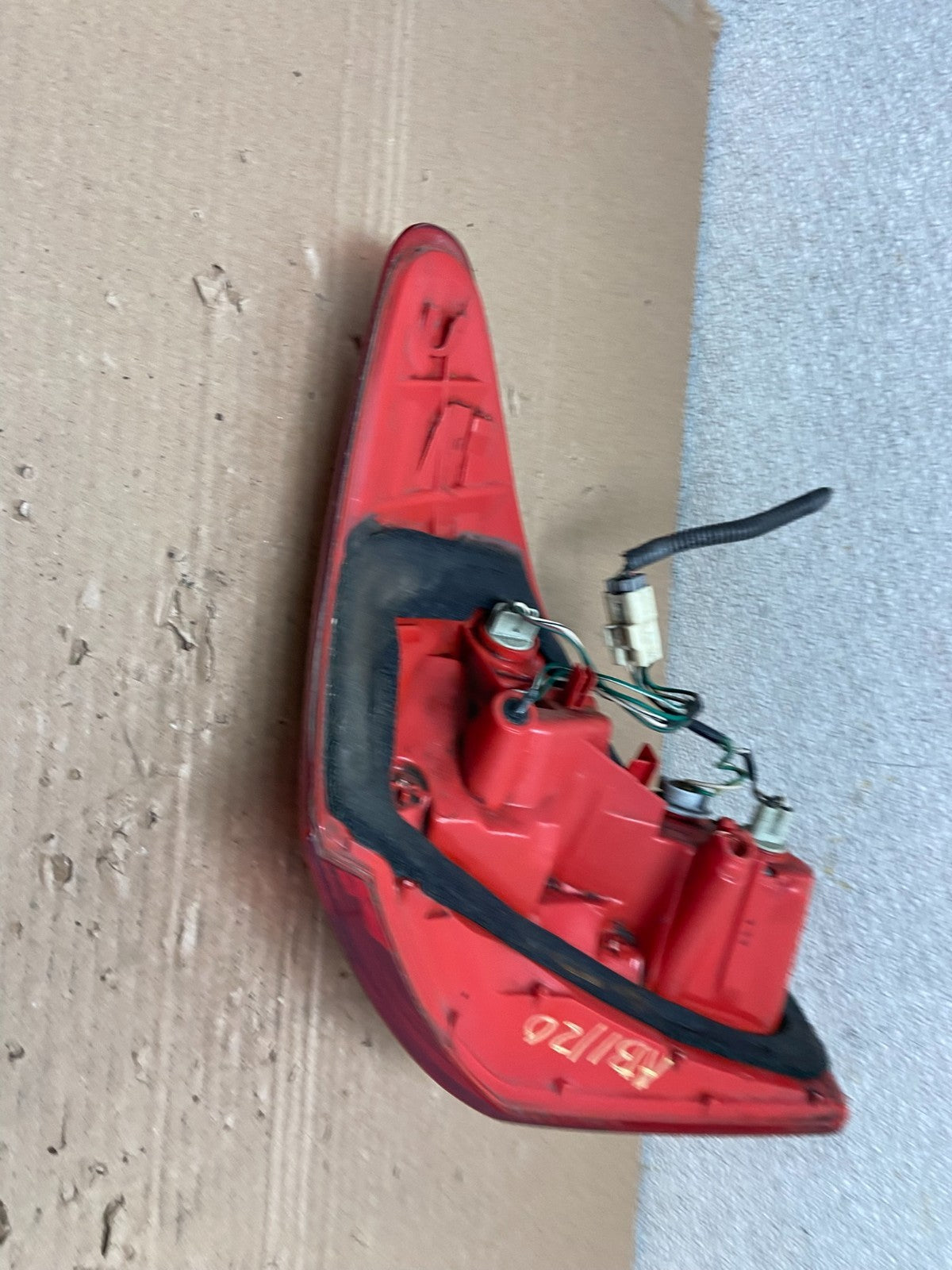 2006 2007 2008 Toyota Rav4 Left Driver LH Side Tail Light OEM AB1120 LK4