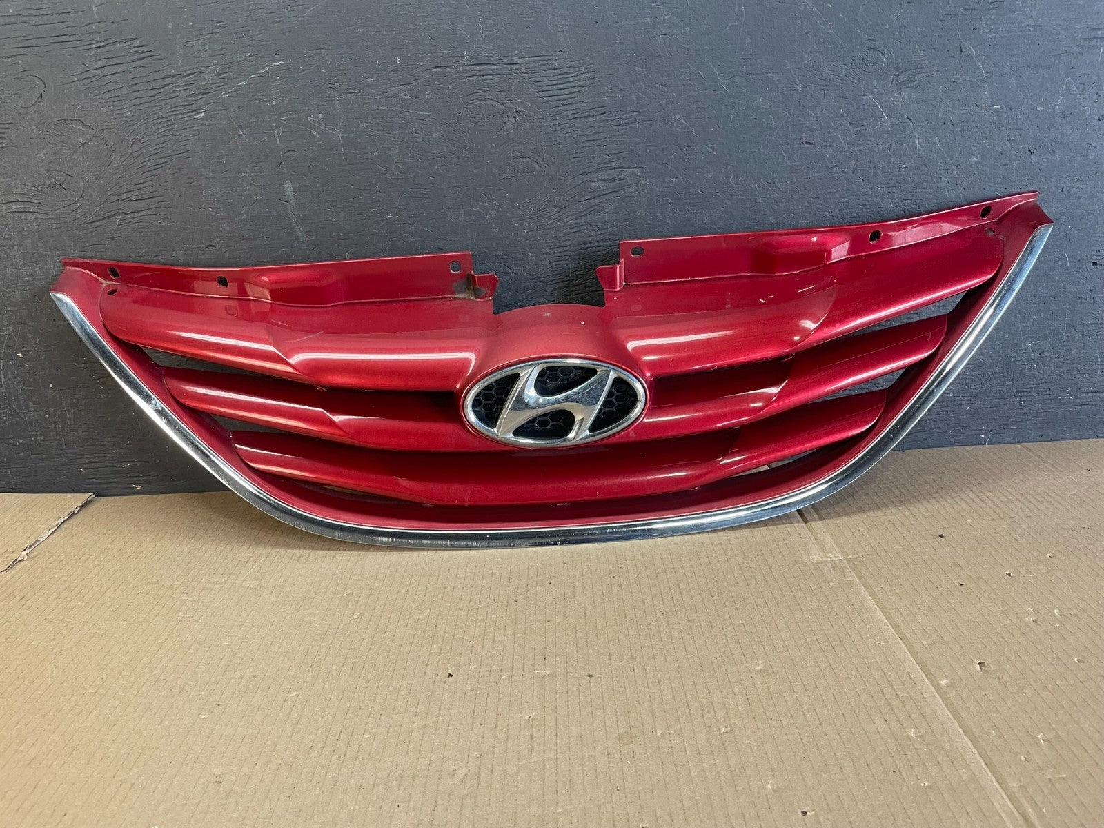 2011 to 2014 Hyundai Sonata Front Upper Grill Grille AE3529 DG0