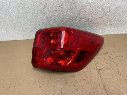 2017 - 2020 Nissan Pathfinder Right Passenger Tail light AG5596 DW0