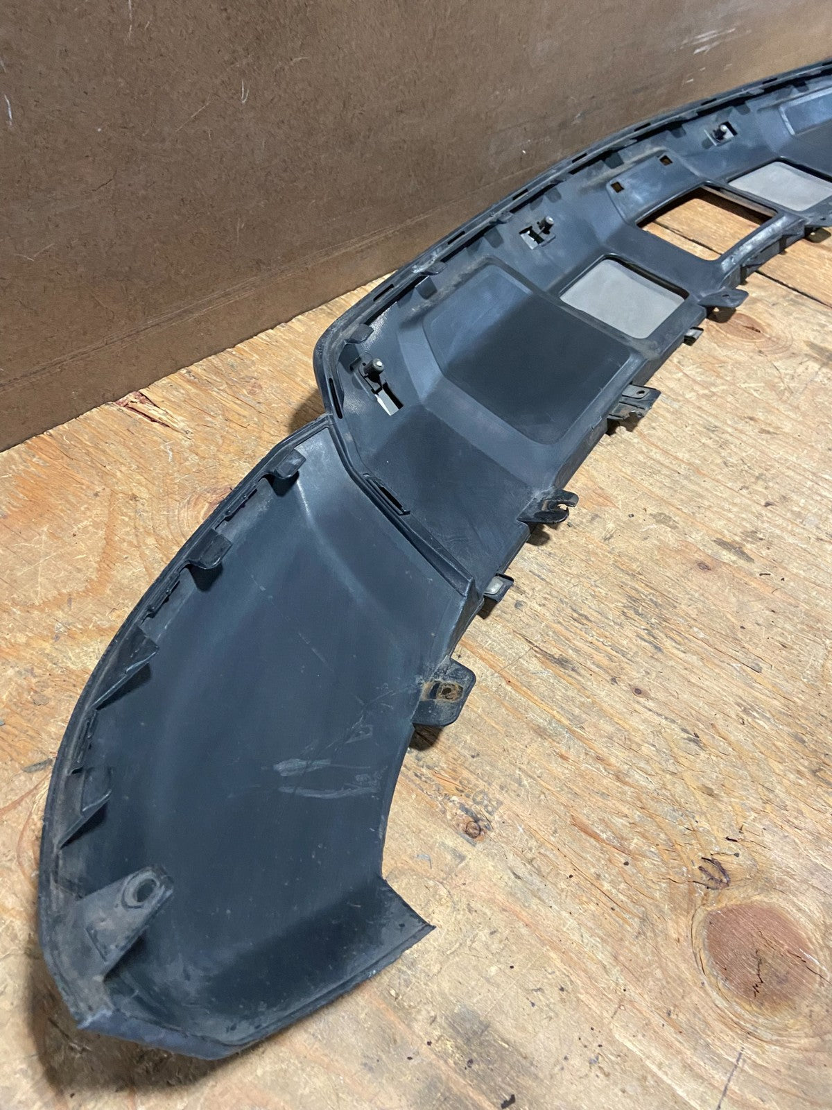 2007 to 2009 Mercedes Benz ML350 Front Bumper Cover Valance AA91777