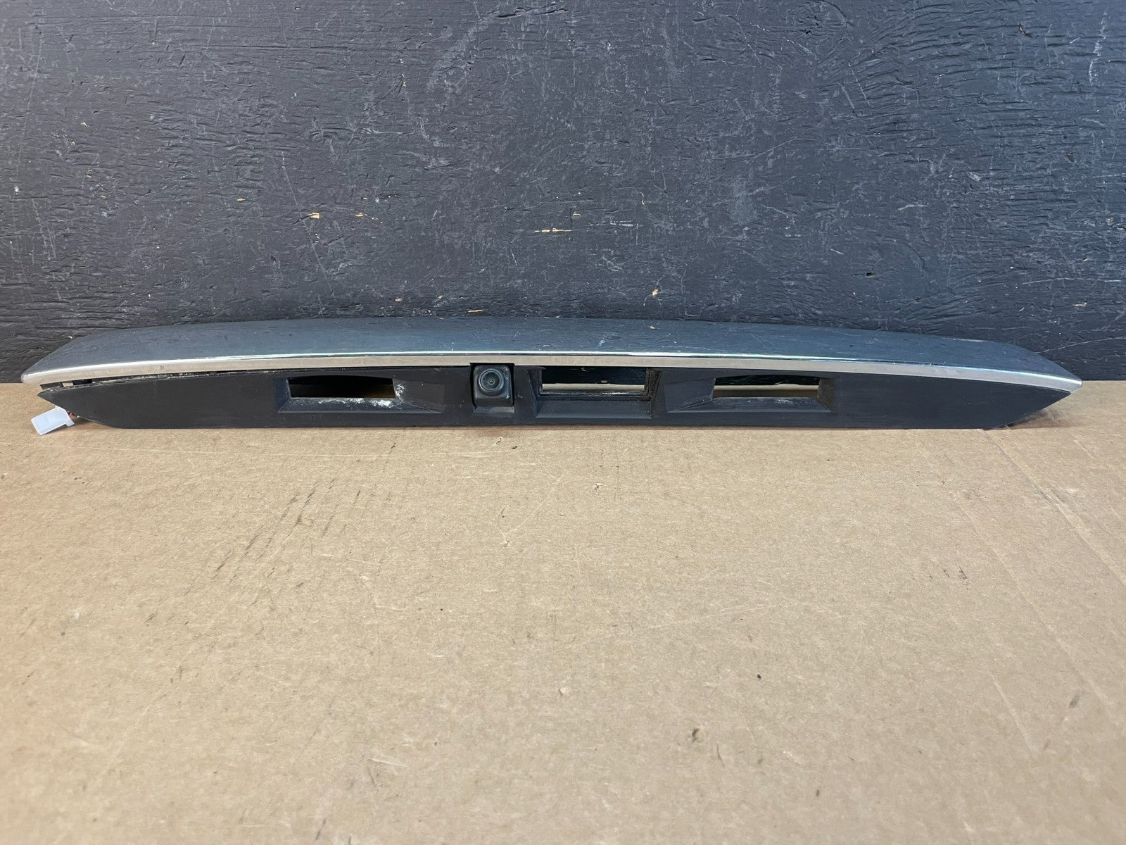 2013 to 2015 Nissan Pathfinder Rear Trunk Liftgate Handle Trim Camera AD0151 DG1