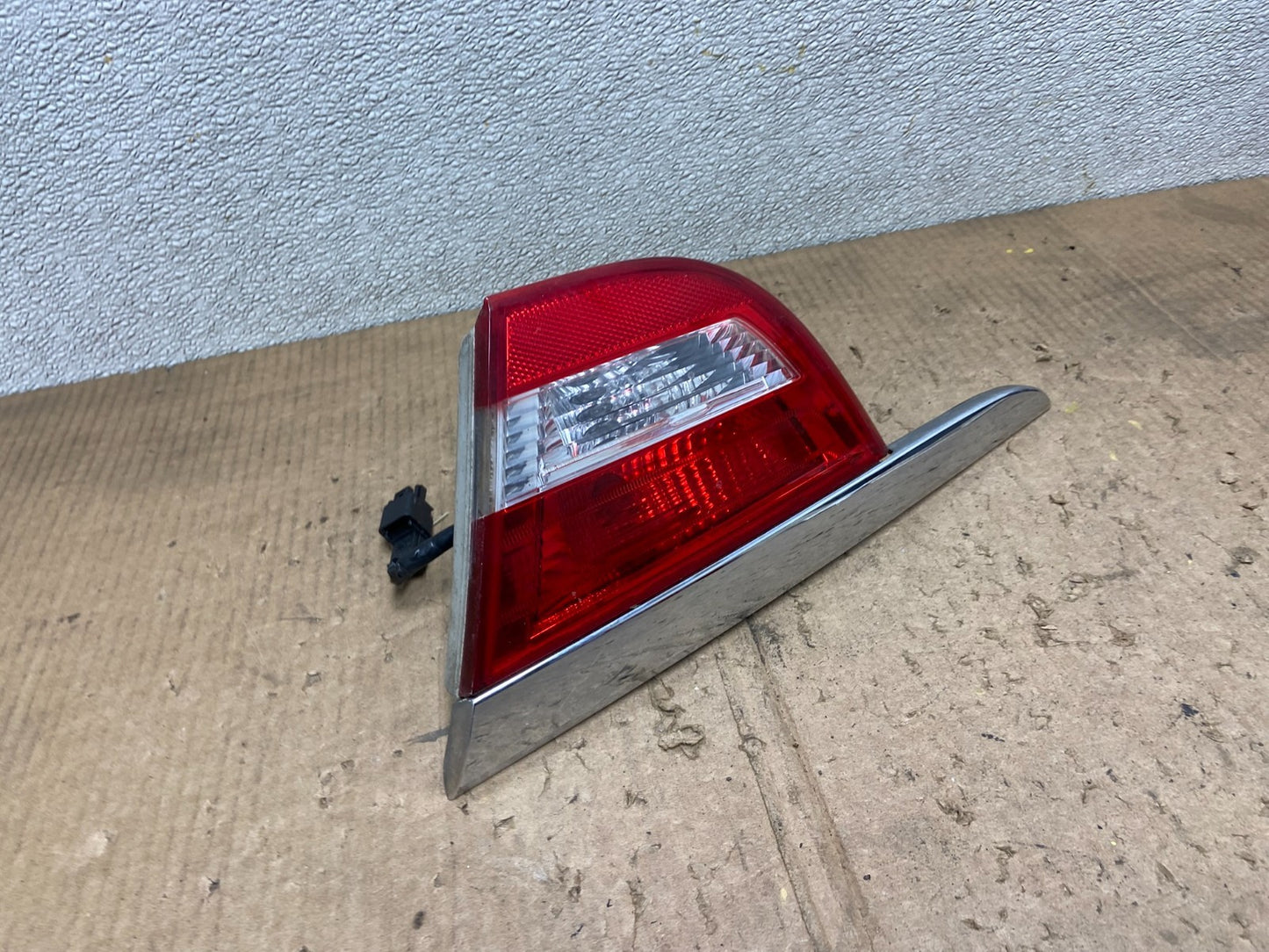 2012-2017 Buick Verano Right Passenger RH Side Inner Tail Light Oem AA7167 DW2