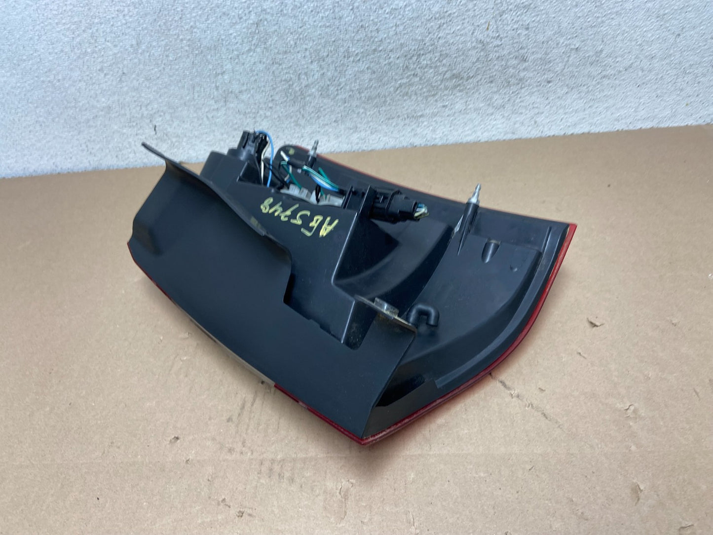 2011-2016 Chrysler Town and Country Left Driver Side Tail Light AG5748 DW5