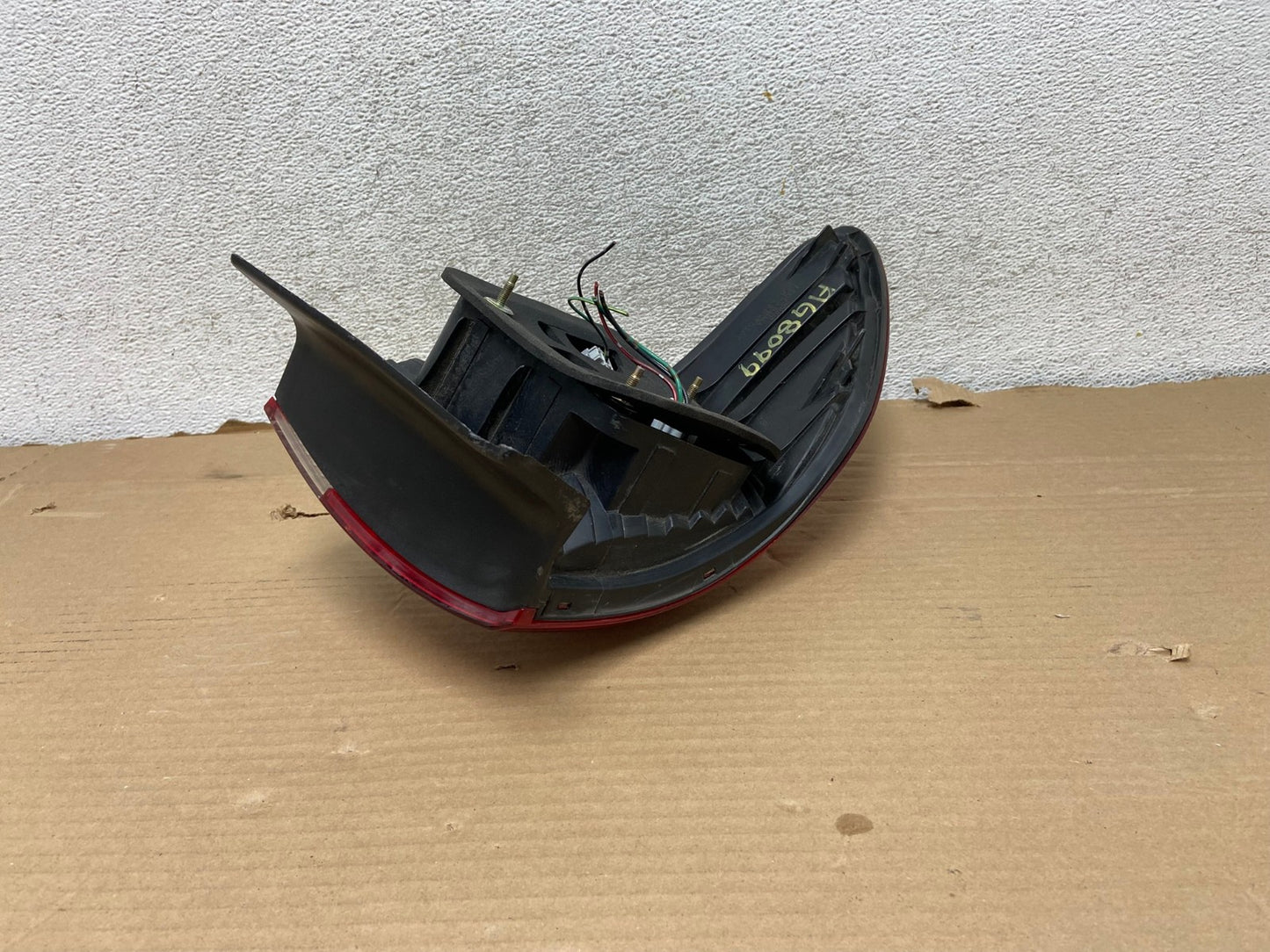 2001 to 2002 Honda Accord Sedan 4door Right Passenger Tail Light AG8099 LK5