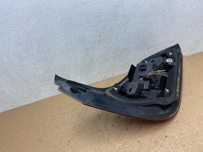 2008 2009 2010 BMW 5 525i 530i Right Passenger Rh Tail Side Light L8691 DW7