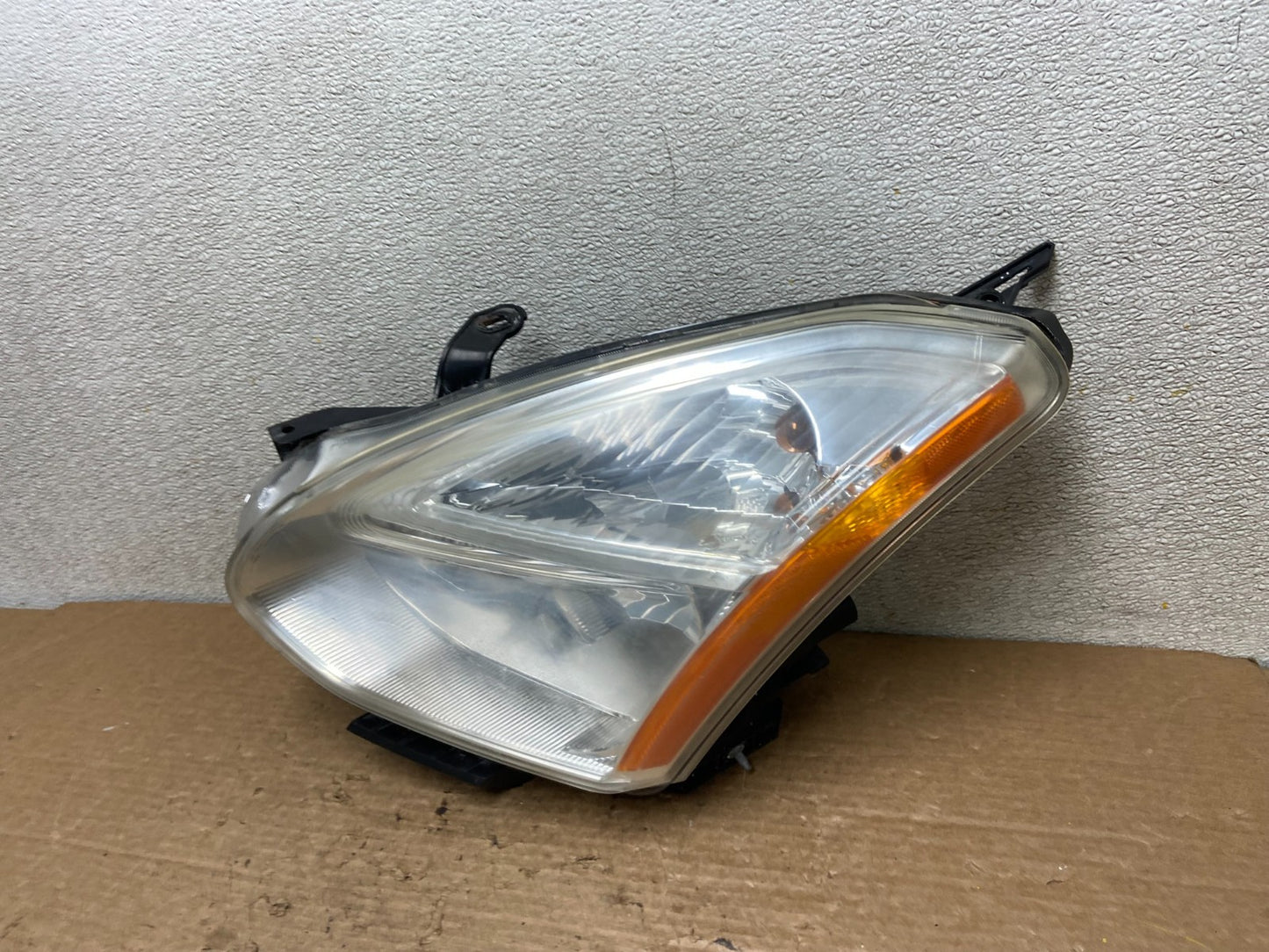 2008 to 2013 Nissan Rogue Left Driver LH Halogen Headlight Oem Z3601 DW1