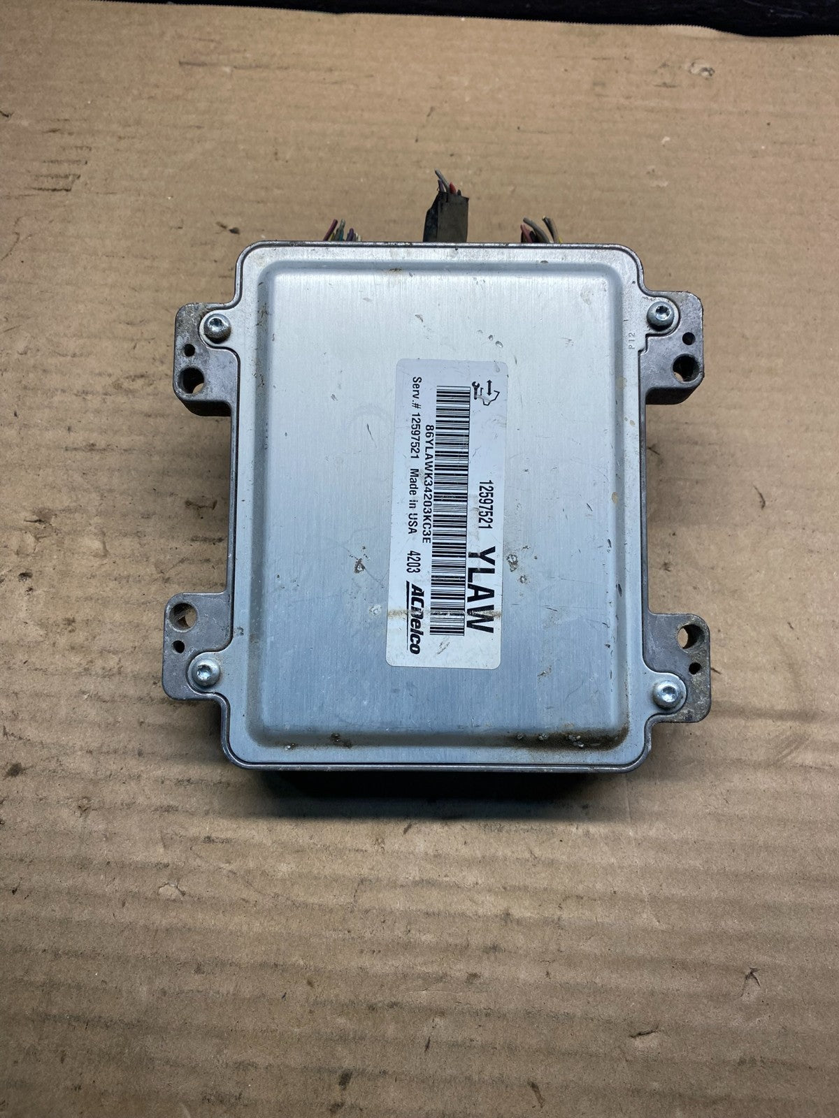 2004 to 2006 Chevrolet Colorado Engine Motor Brain Box ECU ECM ae0119 DG1