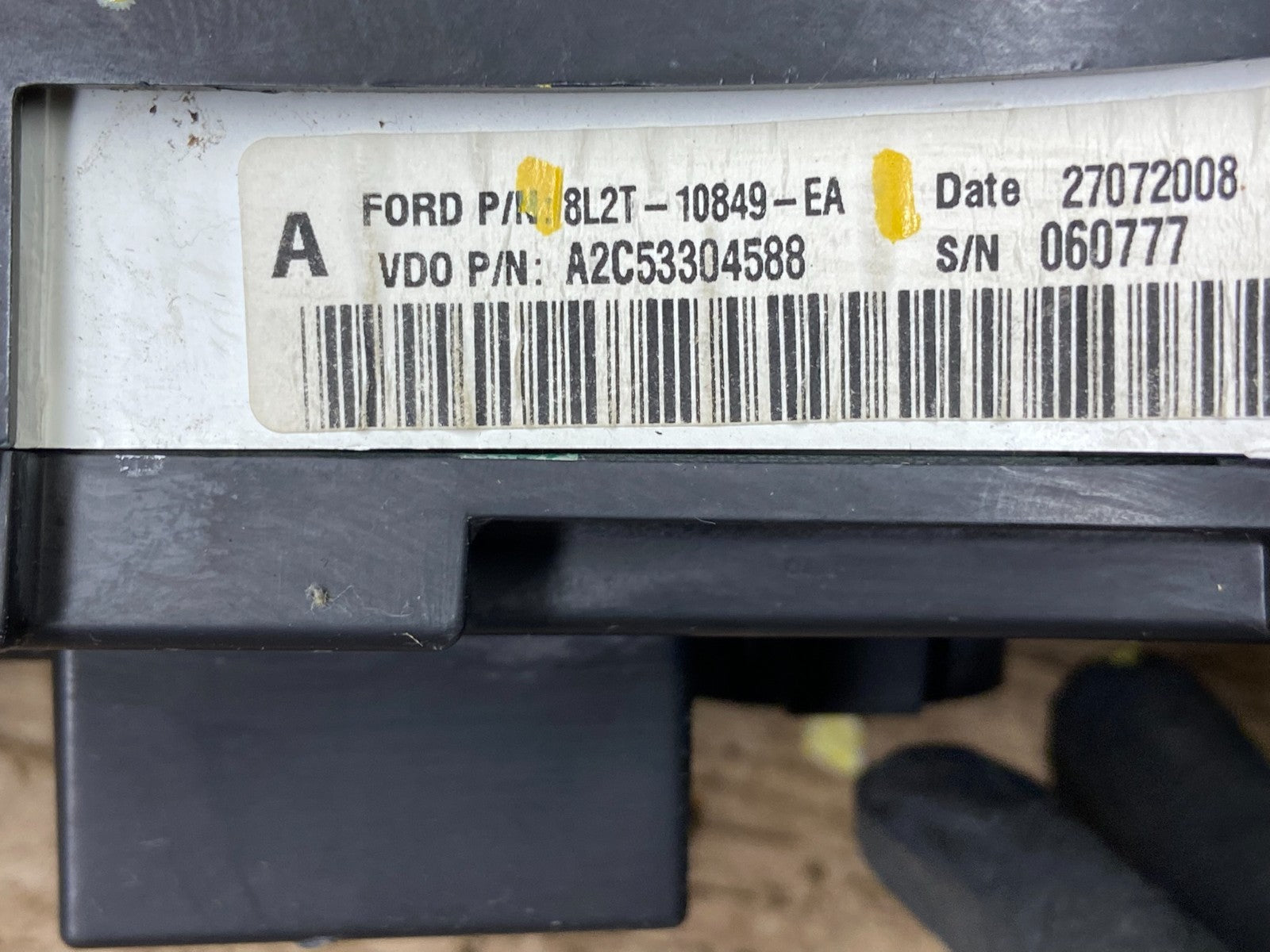 2008 Ford Explorer Speedometer Cluster Gauge V7760 DG7