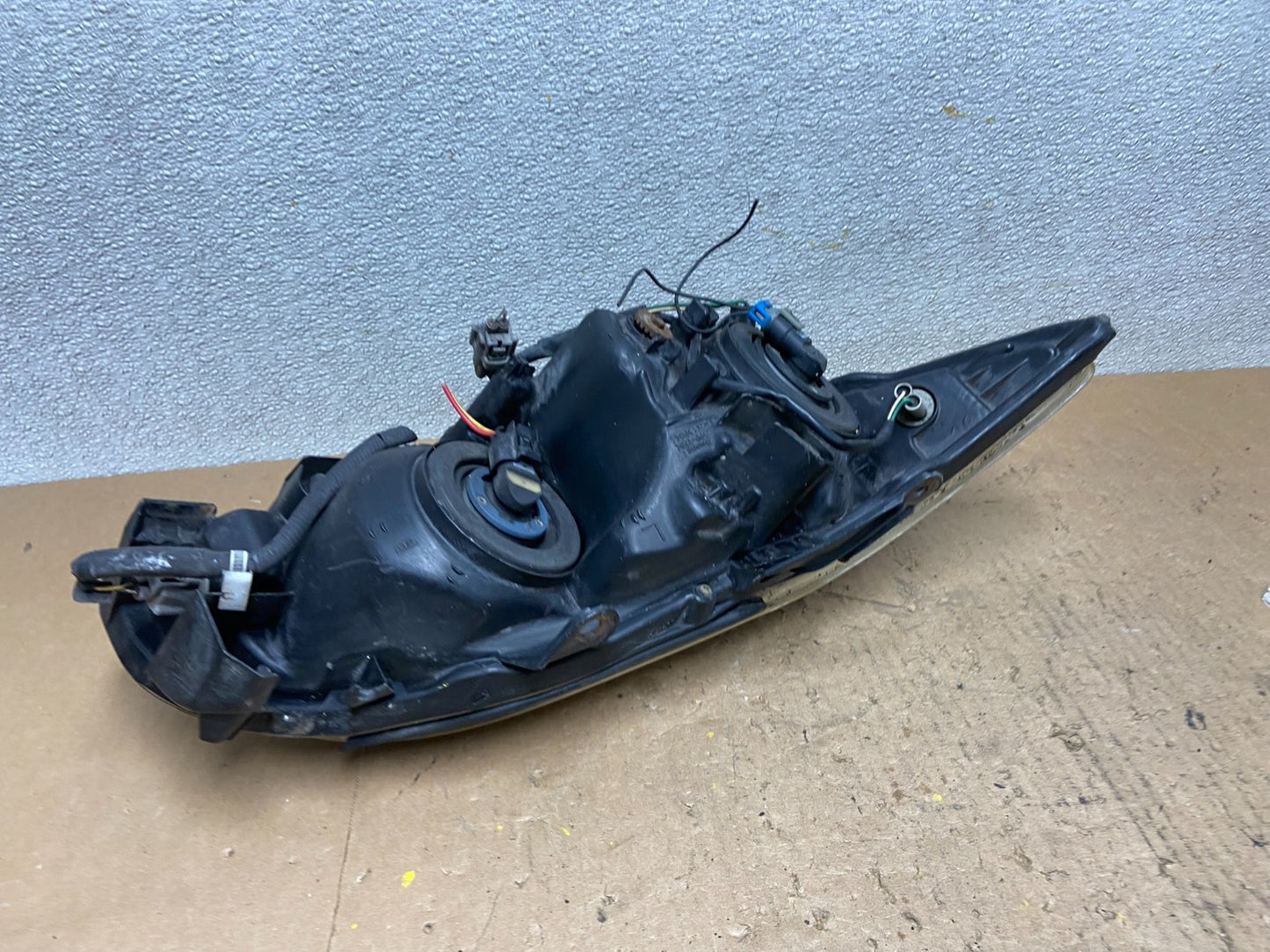 2005 2006 2007 Scion Tc Left Driver LH Side Halogen Headlight AD1176 DW7