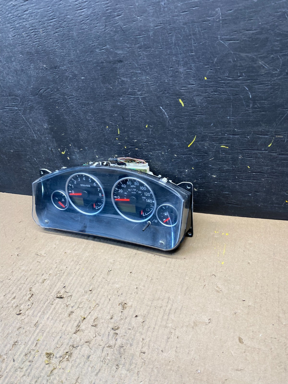 2005 to 2012 Nissan Pathfinder Xterra Frontier Speedometer Cluster Gauge t16761