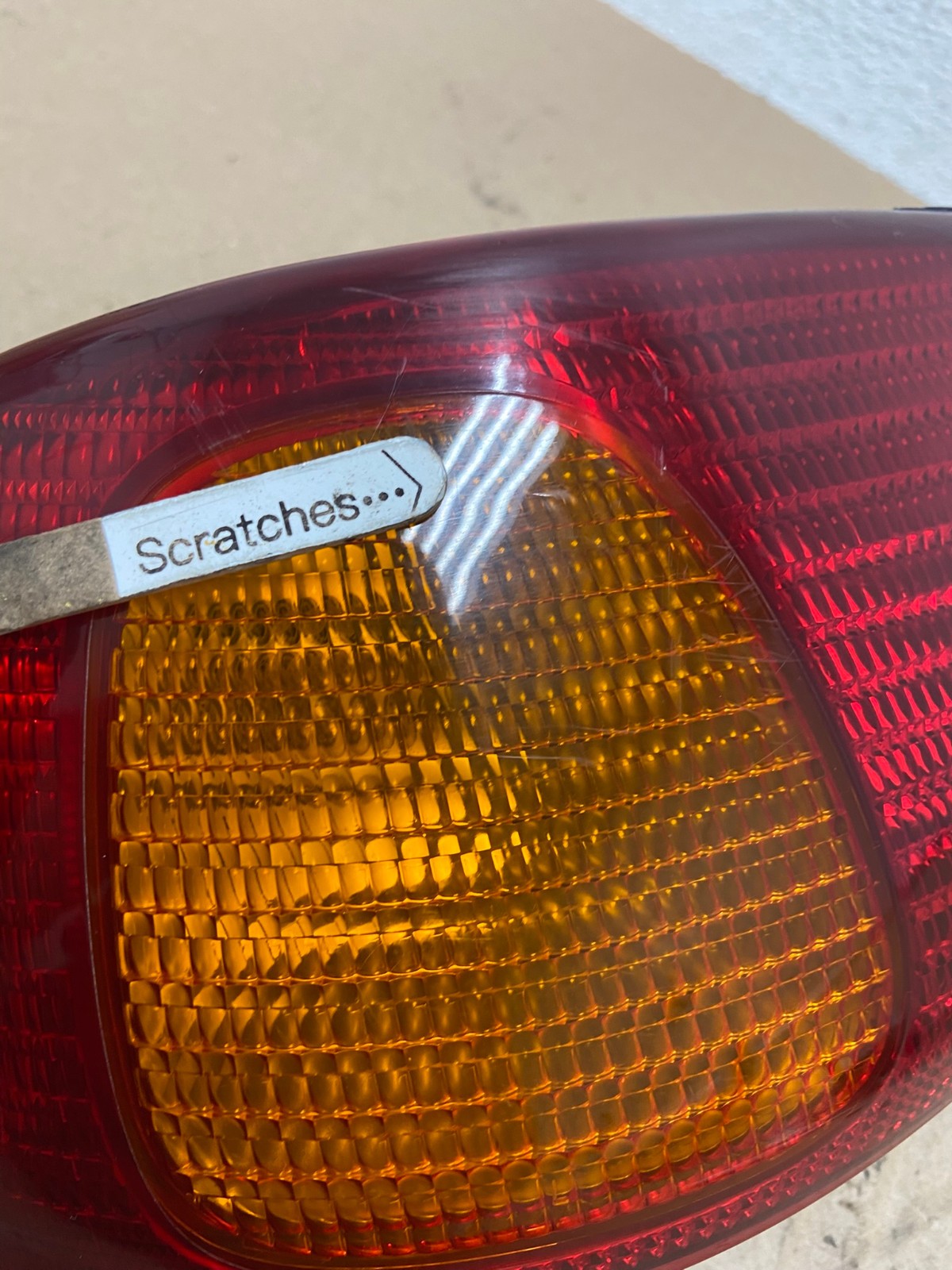1998 1999 2000 Toyota Corolla Left Driver Lh Side Tail light AE6429 LK3