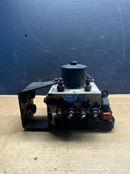 Wabco ABS Hydraulic ABS Pump With Module P/N 4784070720 AD7581 DG2
