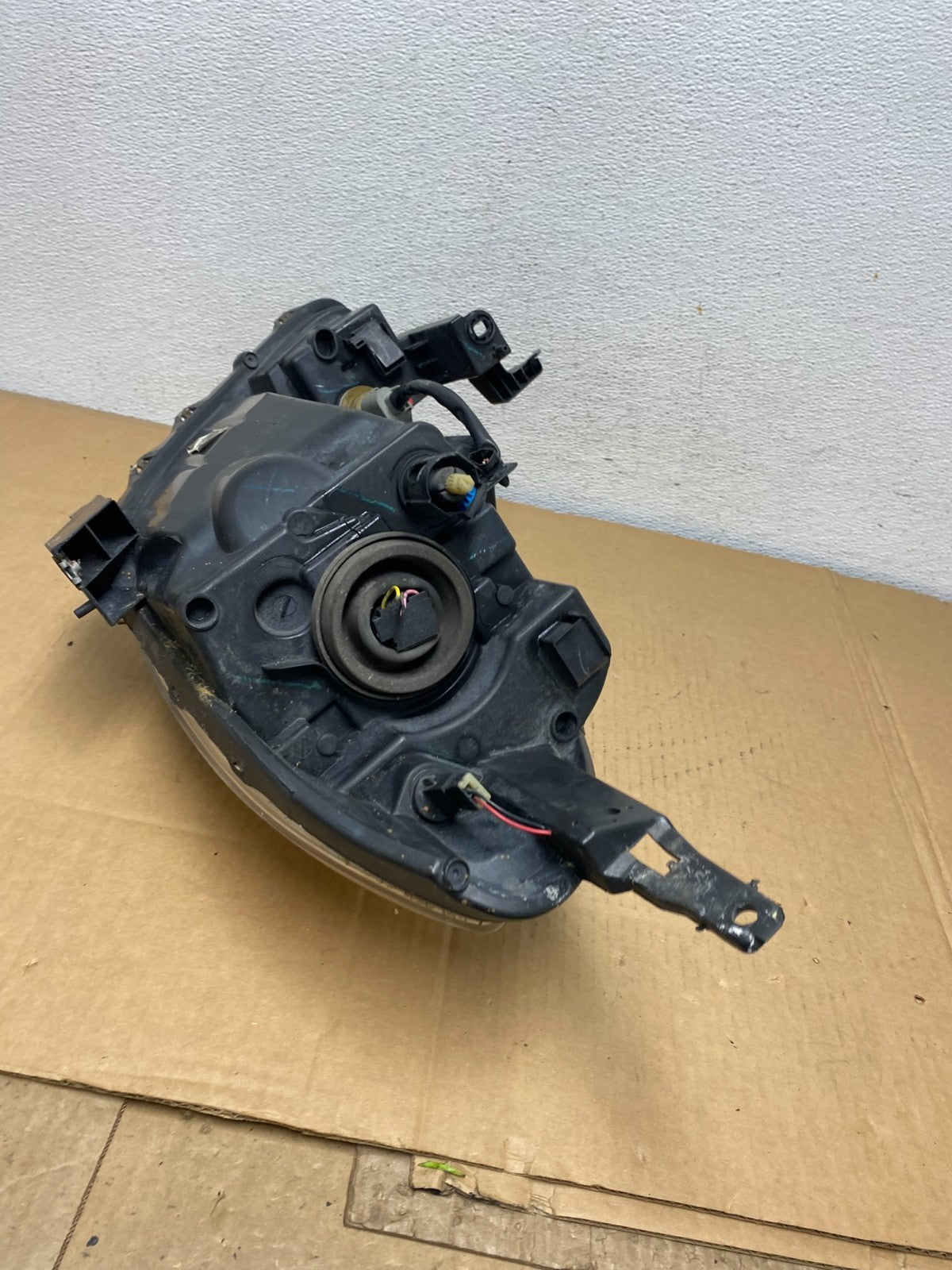 2012 2013 2014 Nissan Versa Sedan Headlight Right Passenger Rh AD0773 DW6