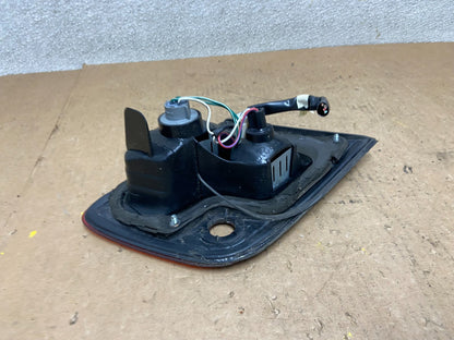 1998-1999 Toyota Avalon Right Passenger RH Side Inner Tail Light OEM Z7737 PS5