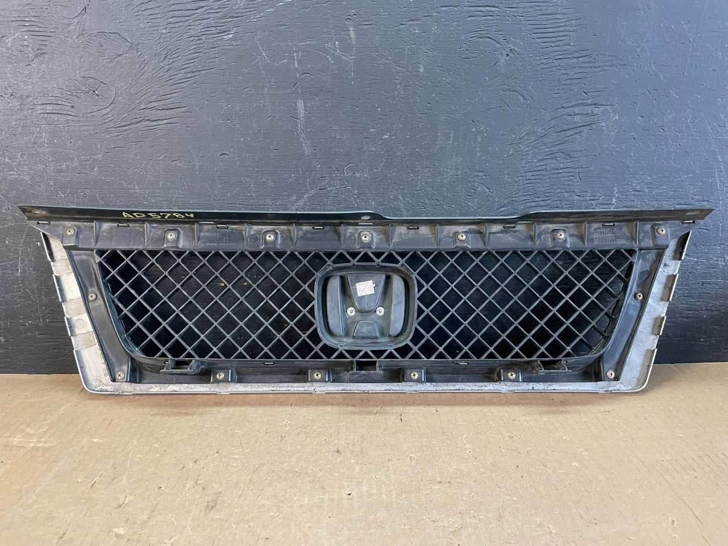 2003 2004 2005 2006 Honda Element Front Upper Grill Grille AD5784 DG3