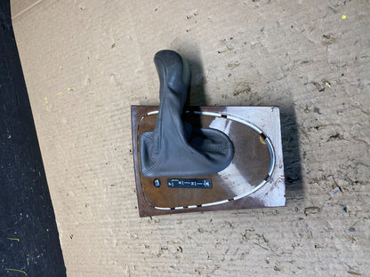 2003 to 2009 Mercedes E350 Center Console Shifter Indicator Bezel T1665 DG0