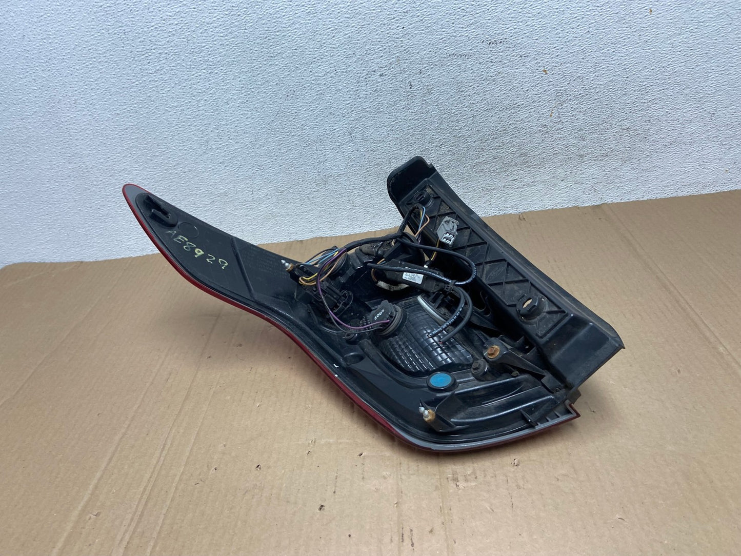 2011-2015 Ford Explorer Police Package Right Passenger Side Tail light AE8929 LK6