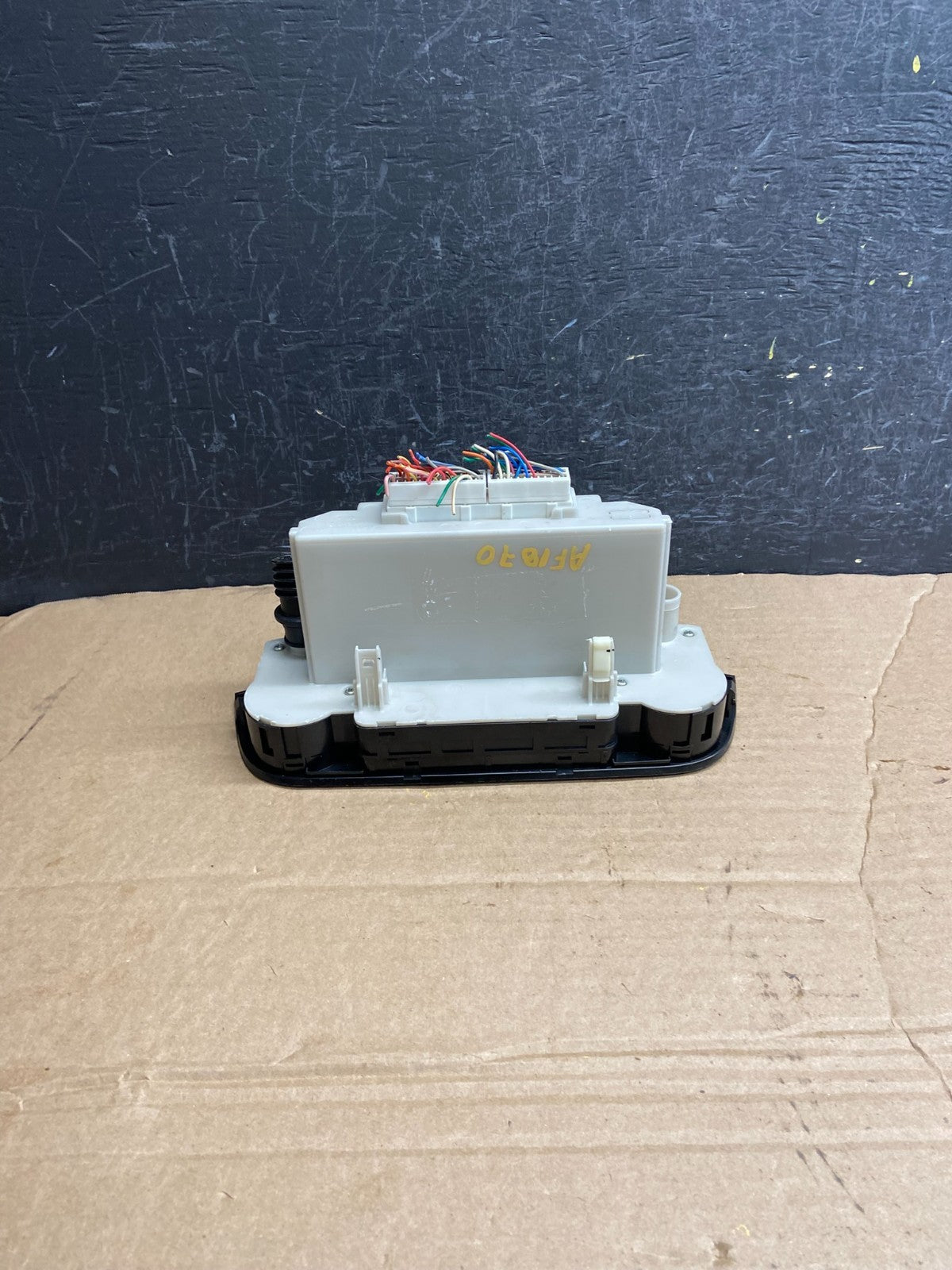 2010 to 2015 Kia Sportage Center Radio Climate Control Clock Trim AF1870 DG3