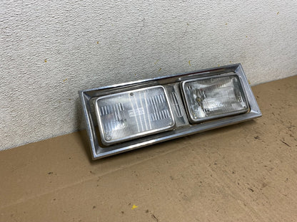 1980 to 1989 Lincoln Town Car Left Or Right HeadLight E0VB-130520-AH N39602
