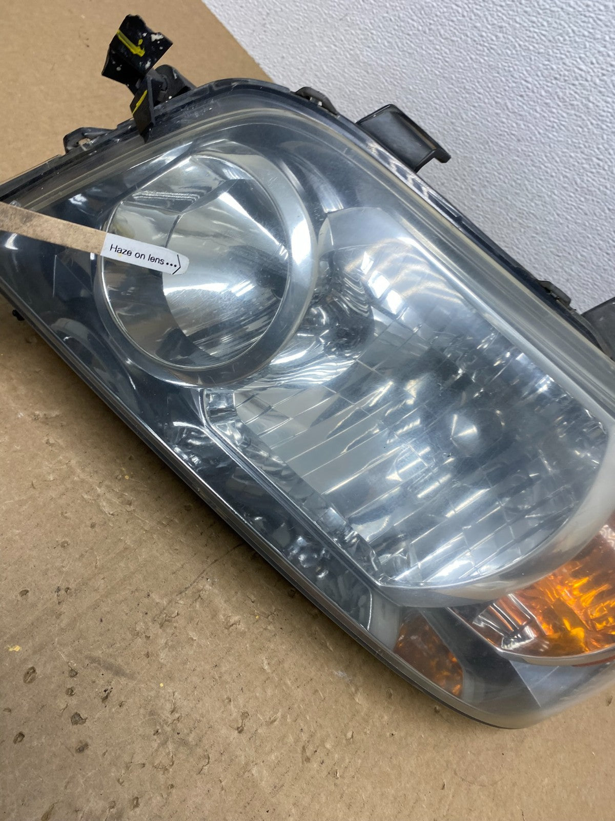 2004 2005 2006 Toyota Highlander Headlight Left Driver LH Side AC1286 DW4