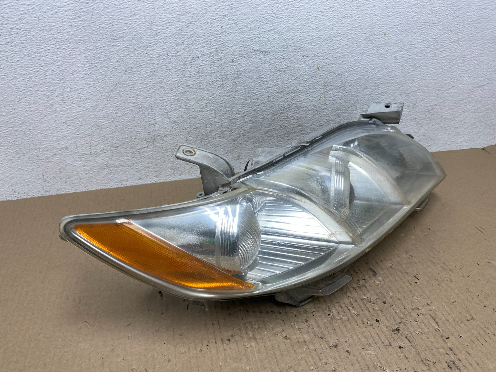 2007 - 2009 Toyota Camry Halogen Right Passenger Headlight AE7035 DW2