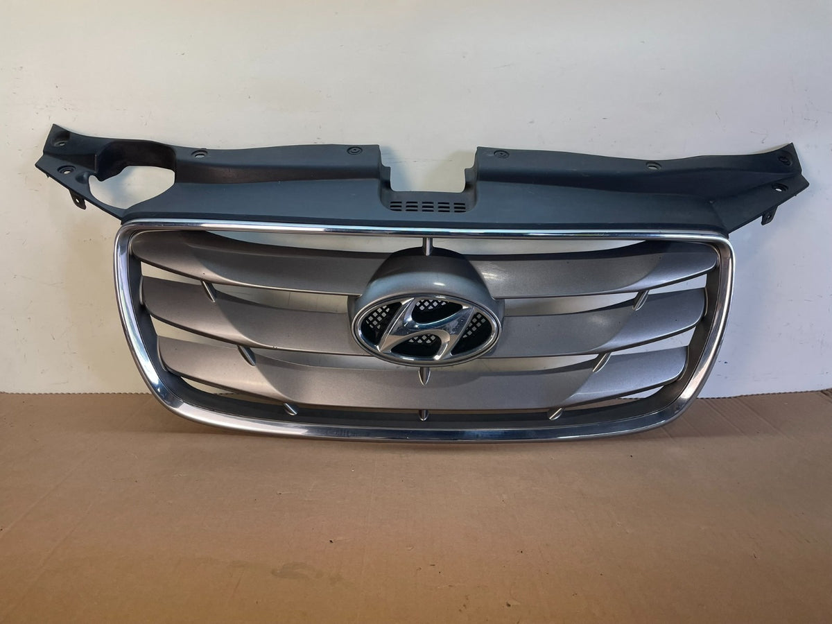 2010 to 2012 Hyundai Santa Fe Front Upper Grill Grille ah8567 DG0