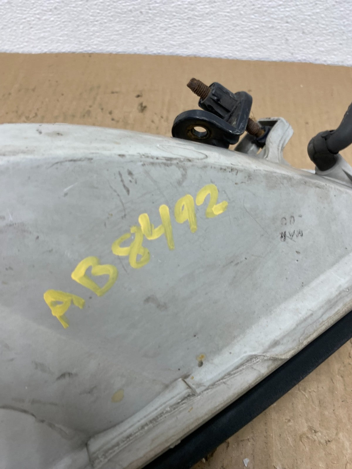 1997 1998 1999 Toyota Camry Left Driver Side Halogen Headlight AB8492 DW8