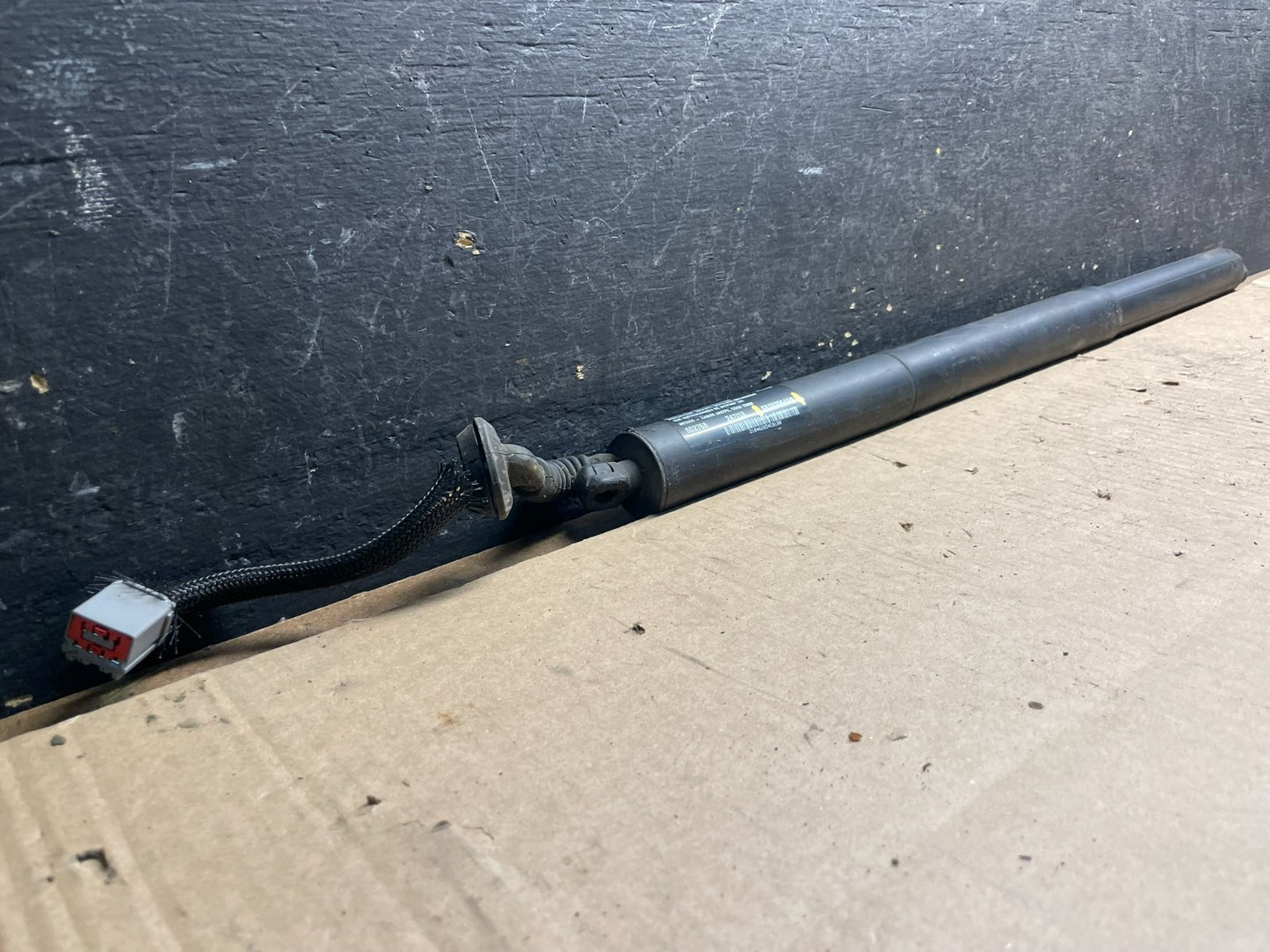 2014 Jeep Cherokee Left Rear Liftgate Rod Support Strut u9347 DG1