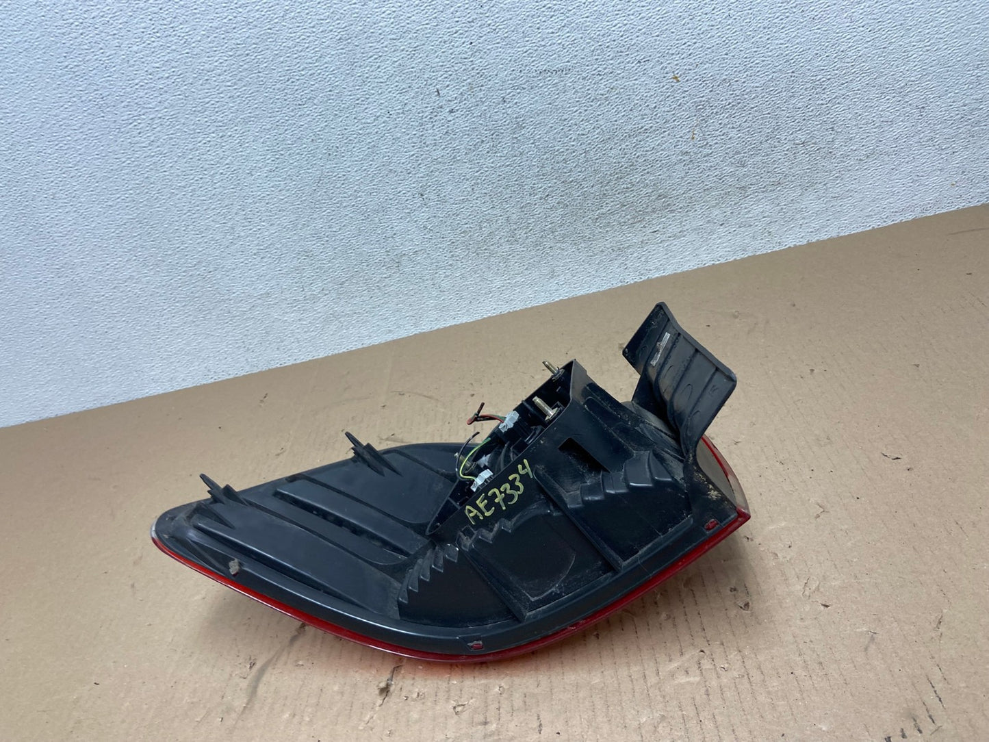 2001 to 2002 Honda Accord Sedan 4door Right Passenger Tail Light AE7334 LK5