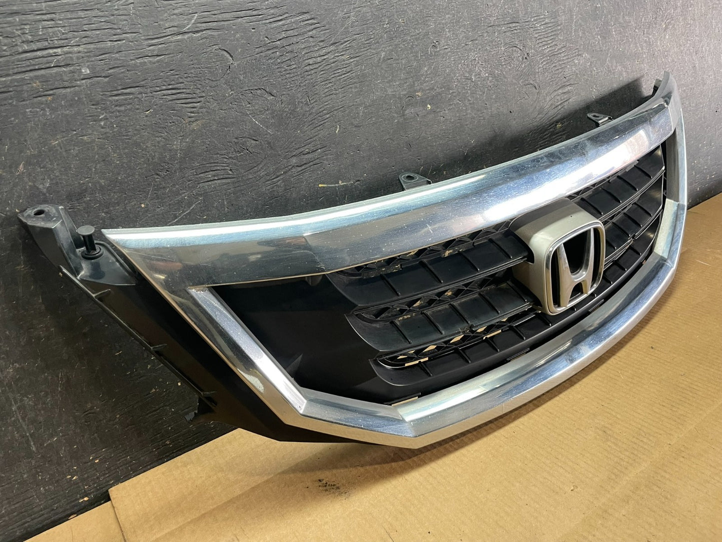 2008 2009 2010 Honda Odyssey Front Upper Grill Grille AF8769 DG1