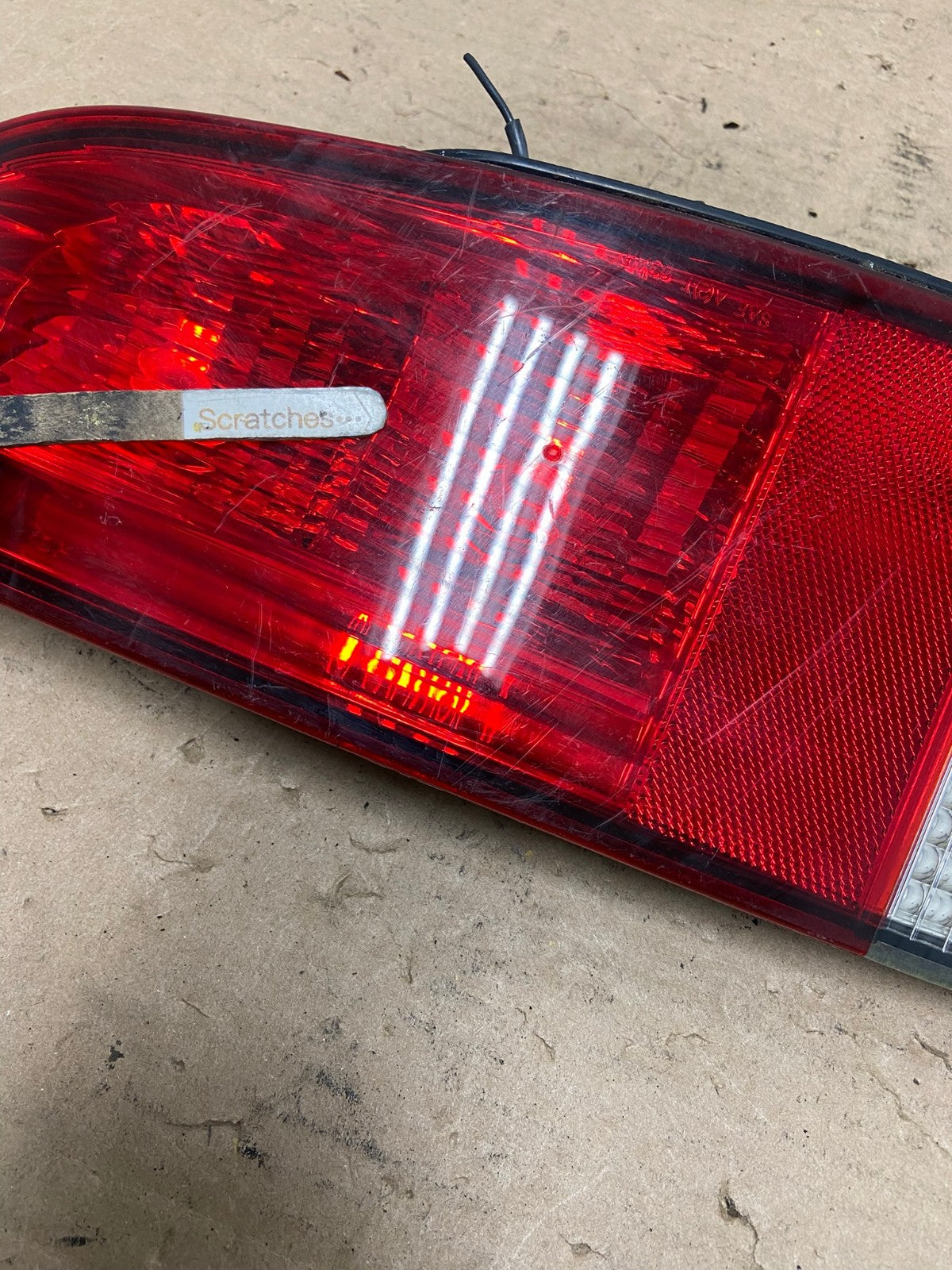 2003 2004 2005 Lincoln Aviator Left Driver Lh Inner Tail Light Side AI1012 LK3