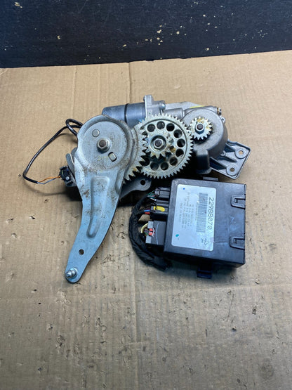 2009 to 2016 GMC Acadia Rear Trunk Liftgate Power Motor Actuator OEM AA7869 DG0