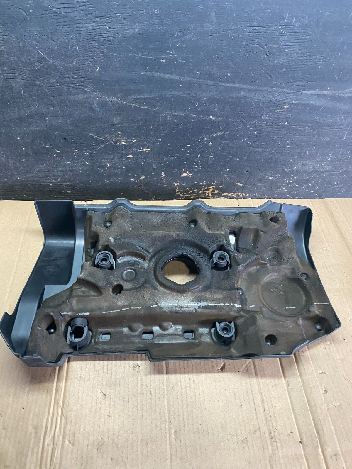 2008 - 2012 Land Rover LR2 3.2L Engine Motor Top Cover Trim Panel s5998 DG5
