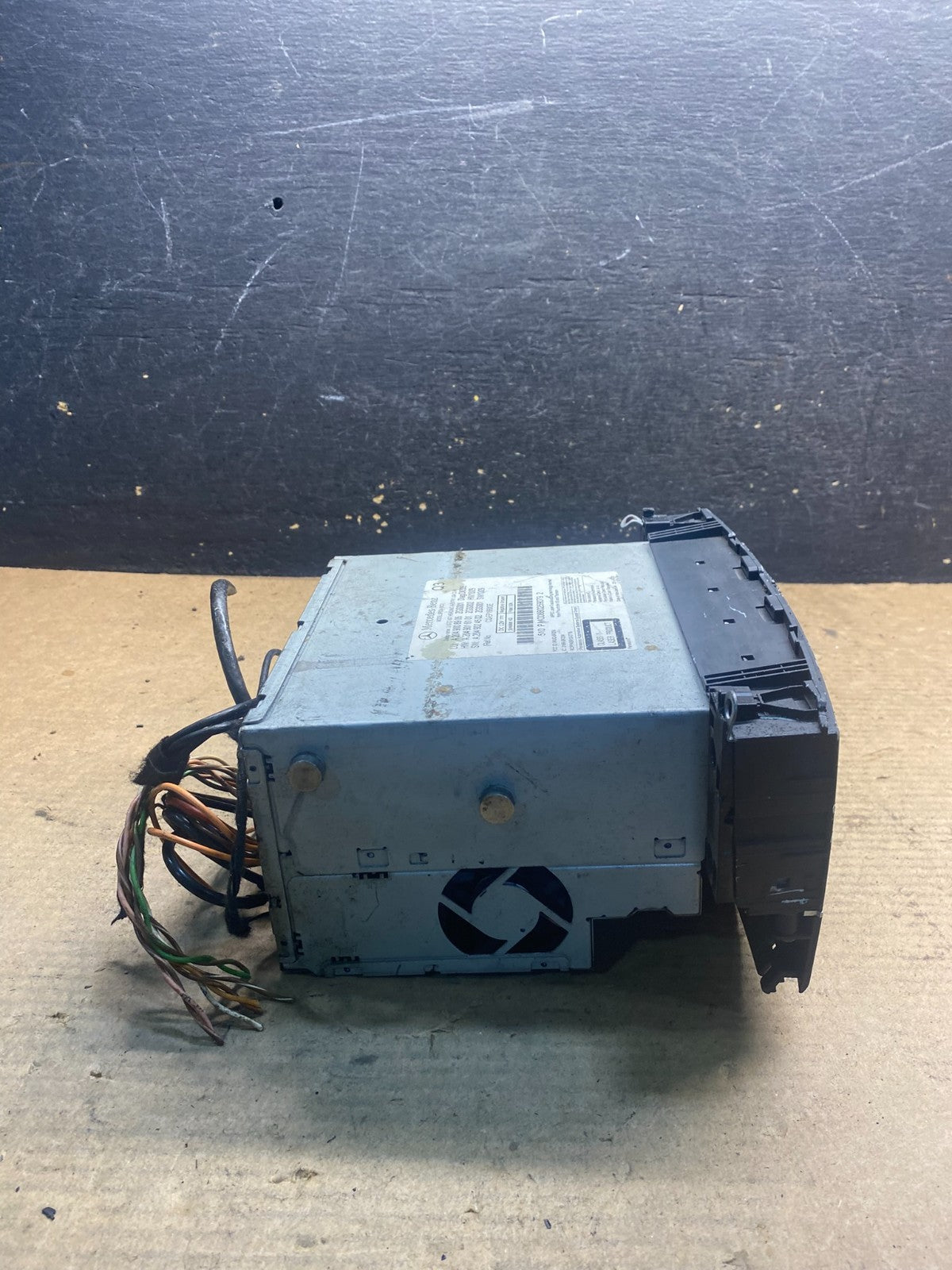 2010-2015 Mercedes GLK CLK350 Navigation Command Radio CD Audio AA1841 DG2