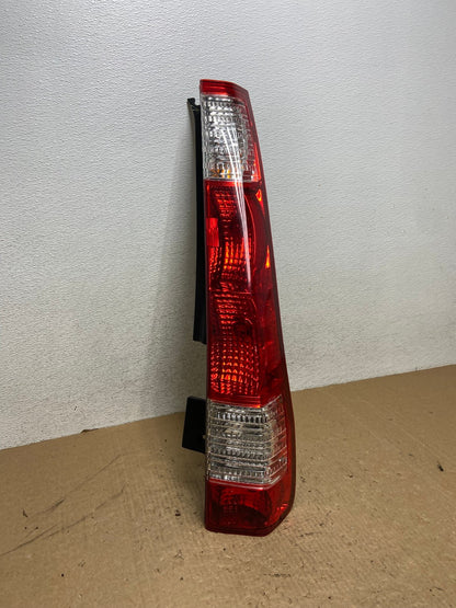 2005 to 2006 Honda Cr-v Crv Right Passenger Side Tail Light AG1191 LK2