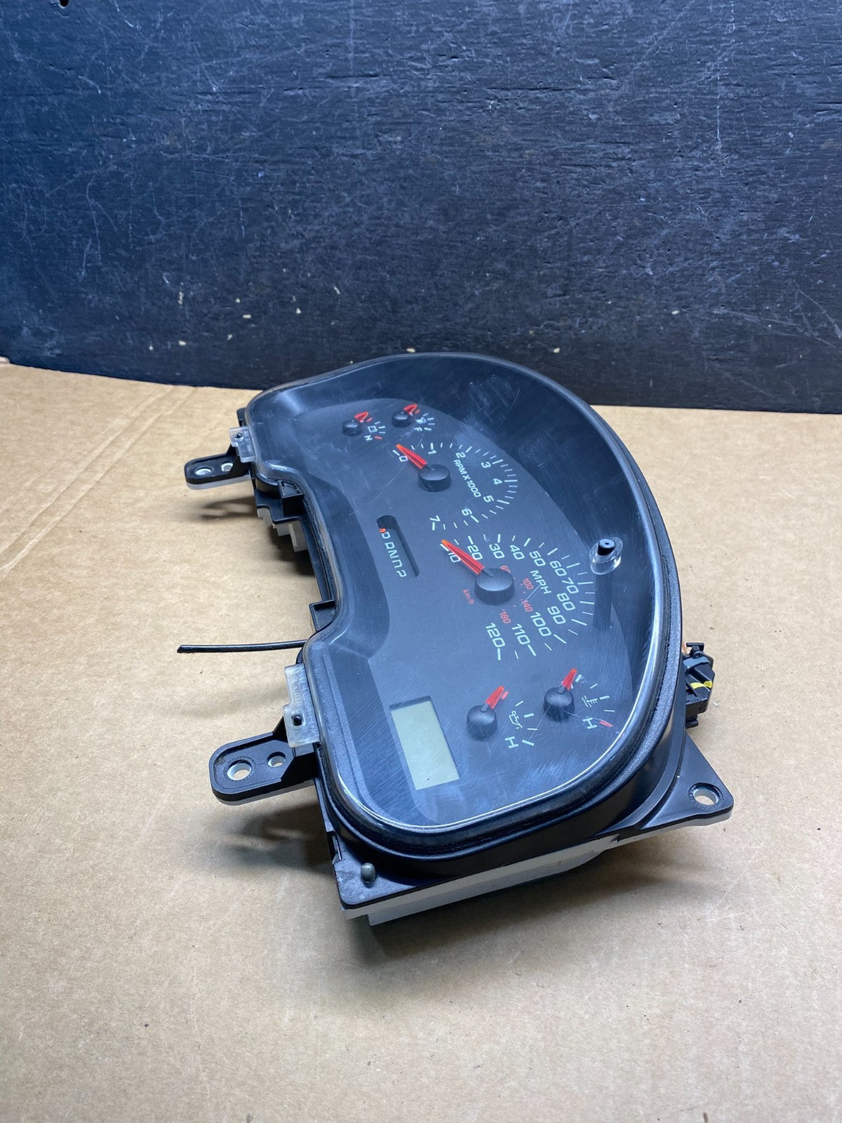 2004 - 2008 Ford F150 F-150 Speedometer Cluster Gauge ah7101 DG2