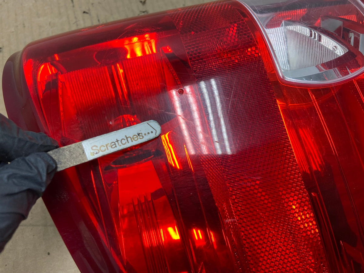 2007 to 2013 Chevrolet Silverado Left Driver LH Side Tail Light AH5893 LK3