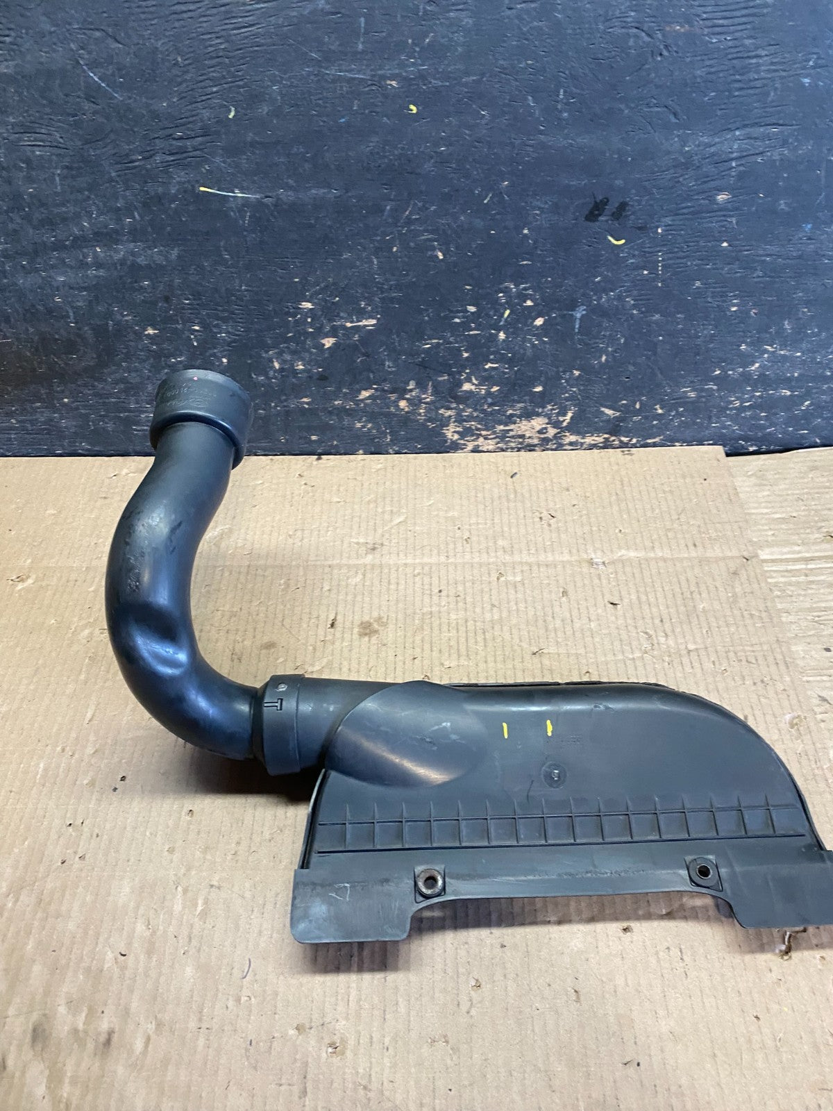 2009 to 2011 Hyundai Elantra I30  Air Cleaner Intake Duct w5780 DG4