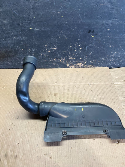 2009 to 2011 Hyundai Elantra I30  Air Cleaner Intake Duct w5780 DG4