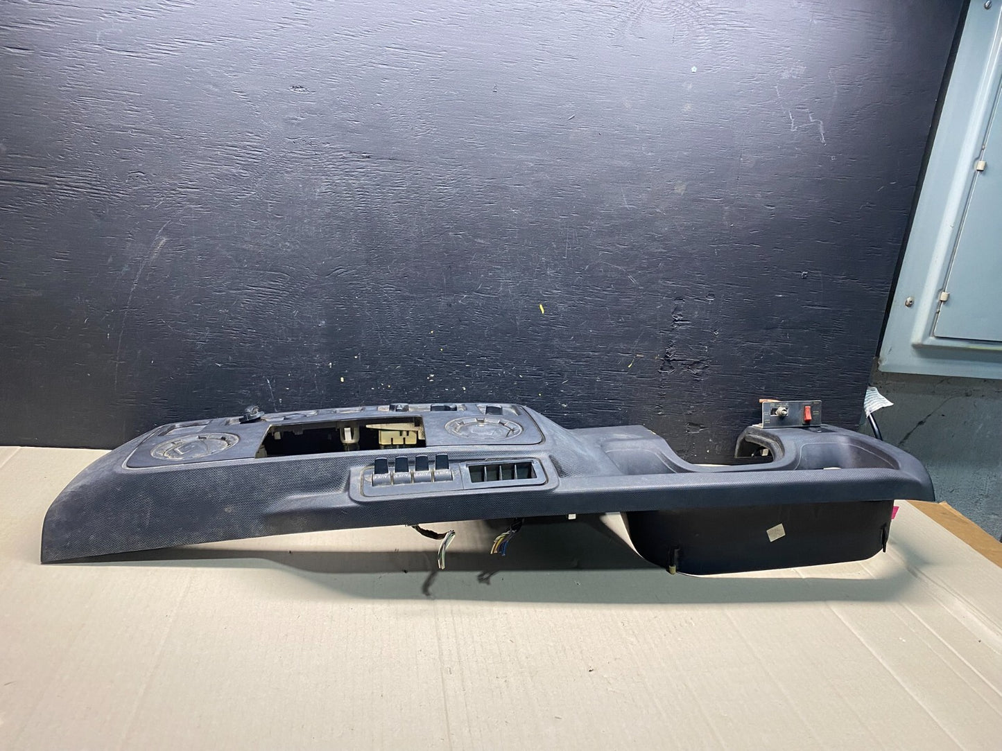 2009 - 2014 Ford E150 E250 Gauge Speedometer Cluster Radio Bezel Trim O1593 DG2
