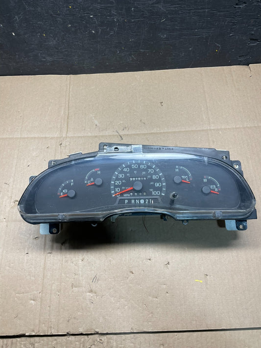 2001 to 2002 Ford Econoline E150 E250 Van Speedometer Instrument Cluster I50970