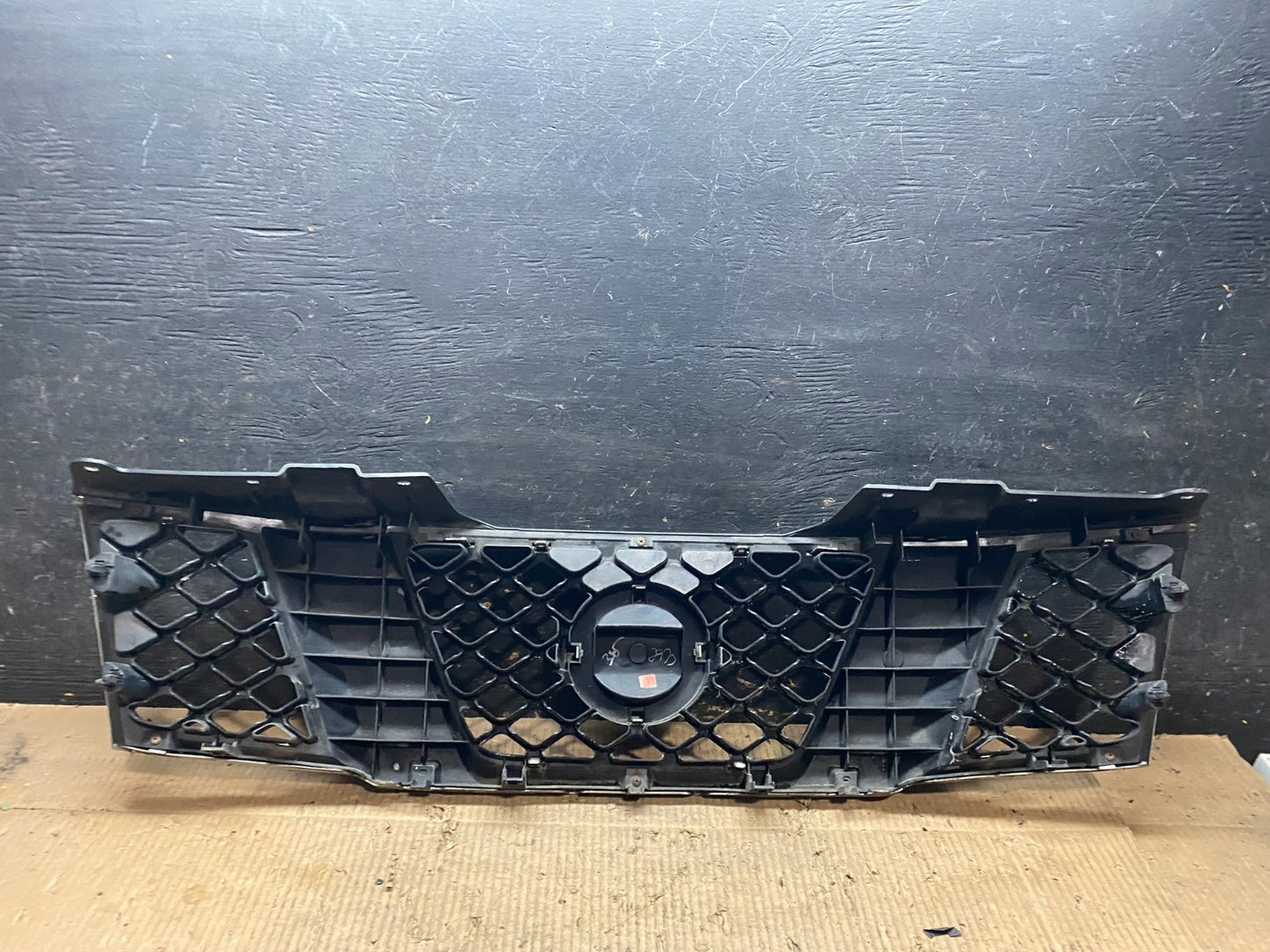 2005 2006 2007 Nissan Pathfinder Chrome Front Upper Grill Grille T9697 DG3