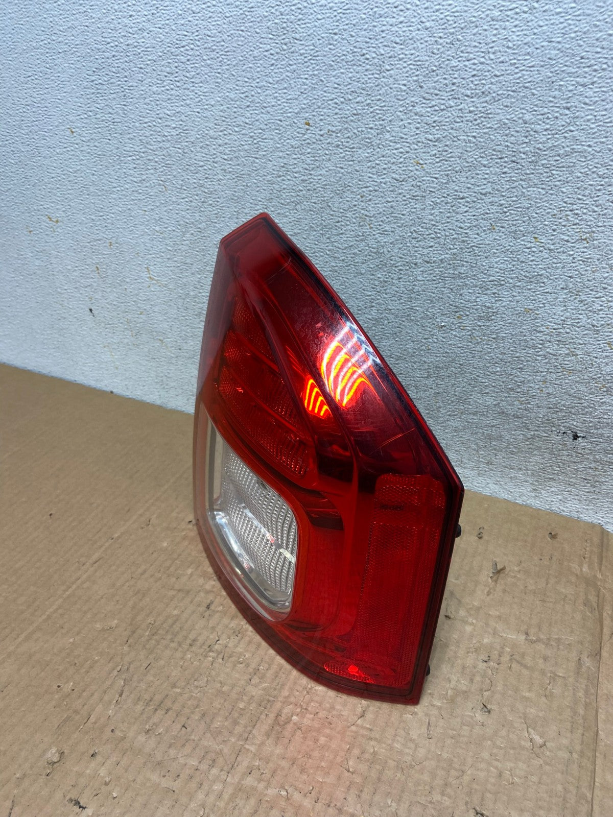 2011 2012 2013 Jeep Compass Right Passenger Rh Side Tail Light AI6700 LK1