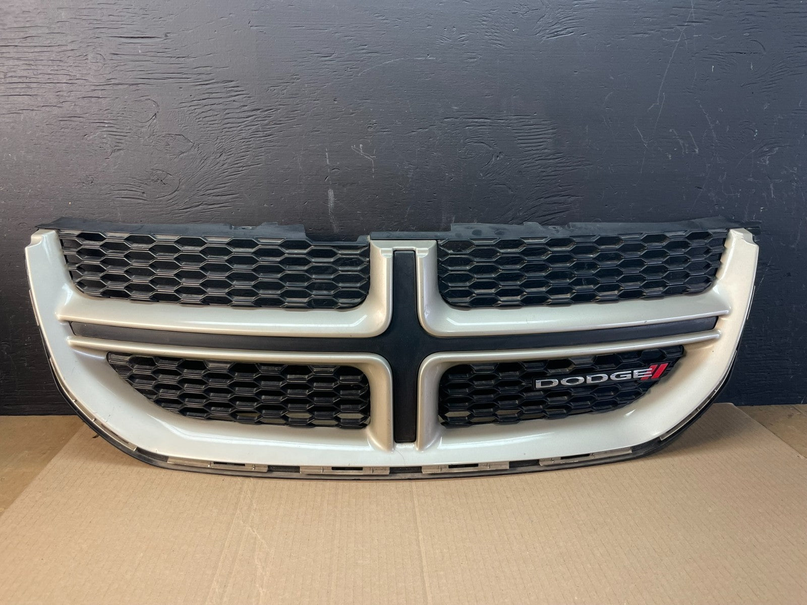 2011 to 2020 Dodge Grand Caravan Front Upper Grill Grille OEM AC1898   DG0